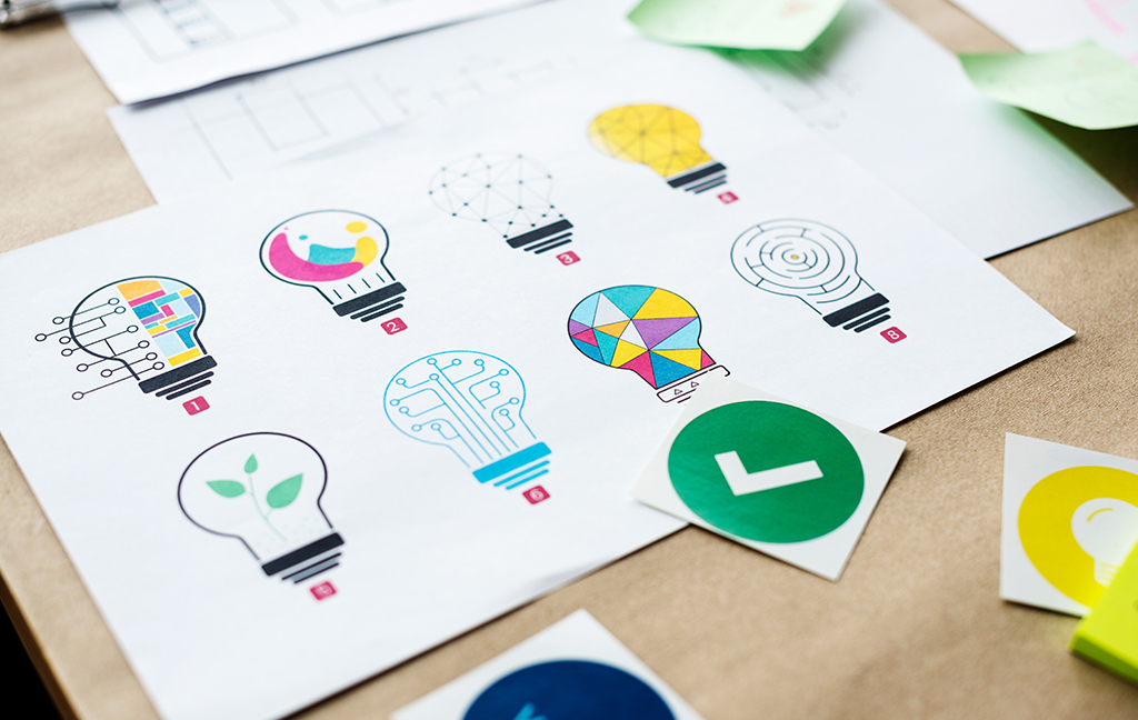 Hoja impresa mostrando materiales de marketing